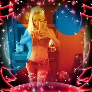 Meet your Posher, Holly